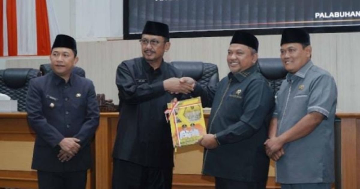 31 maret lalu anggota Dewan DPRD Kabupaten Sukabumi adakan rapat paripurna.Kabupaten Sukabumi 6 April 2026