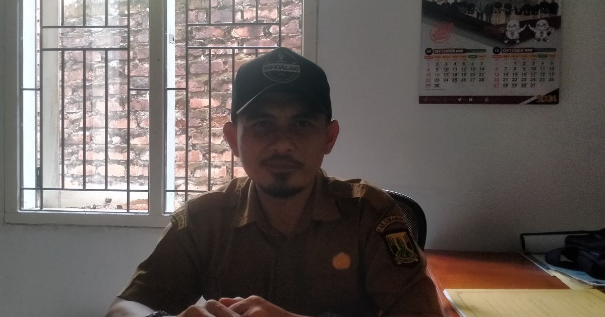 Pembagian Sembako untuk 595 KPM di Desa Cilengsing Berjalan Lancar Desa Cilengsing, Kecamatan Cikakak,