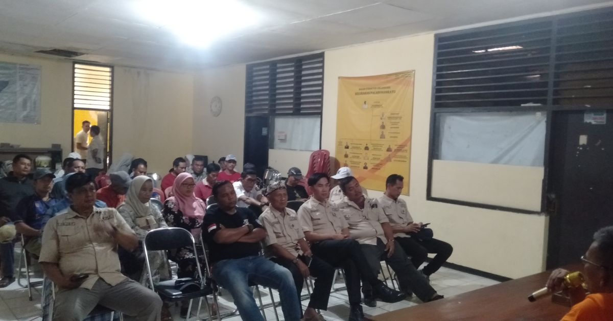 Kelurahan Palabuhanratu Salurkan Insentif RT, RW, dan Linmas Tahun 2026