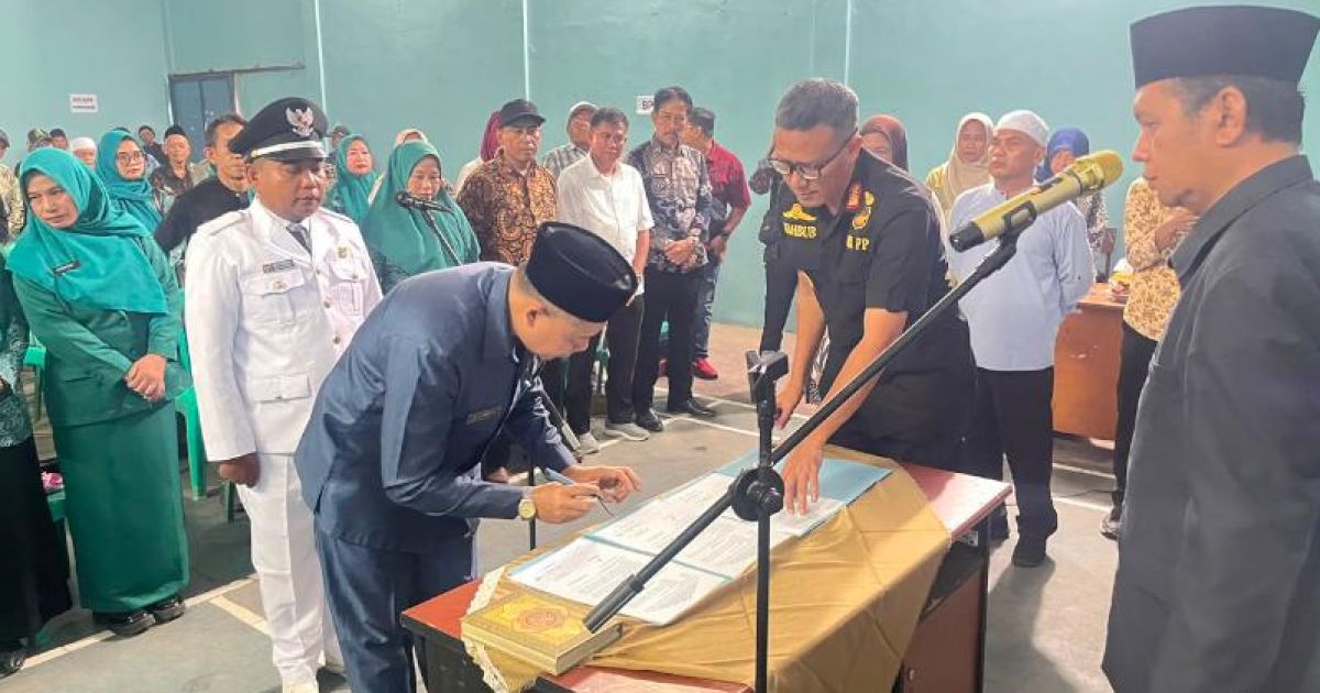 H.Isep Firdaus Sebagai Kepala Desa Tonjong Resmi Dilantik.