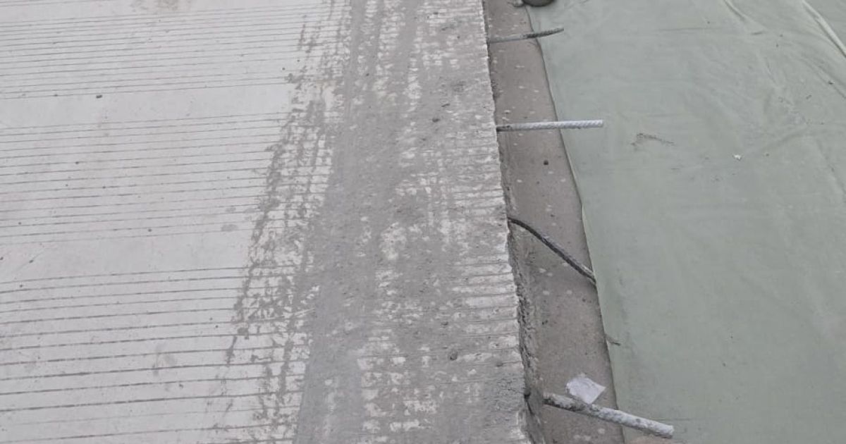 Tingkatkan Akses Warga, Dinas PU Sukabumi Betonisasi Jalan Babakan–Cipeundeuy Gunungguruh